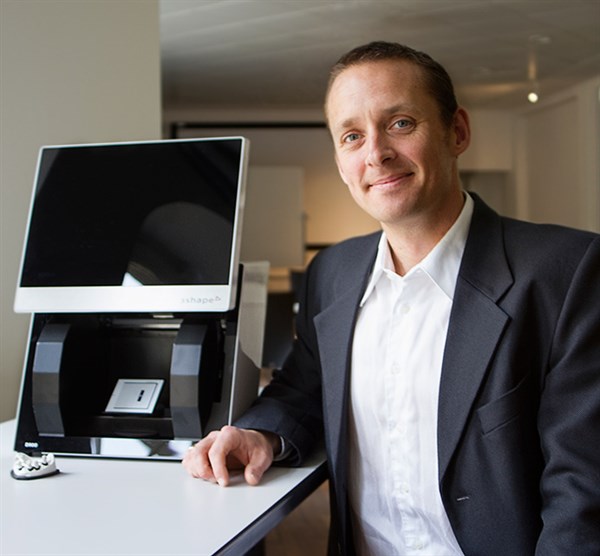 Dr. Thomas Allin and 3Shape software